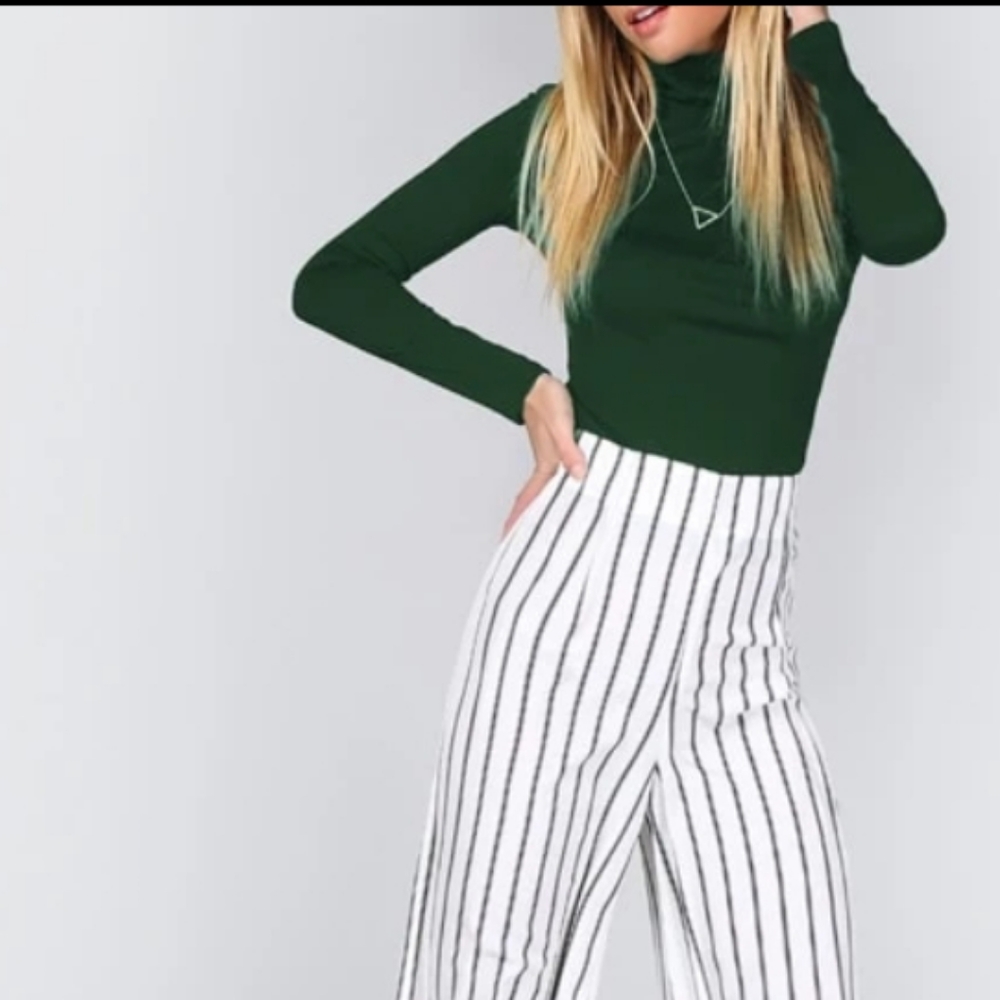 JENNIFER LOPEZ GREEN SOLID TURTLENECK LONG SLEVE SLIM FIT SZ XS